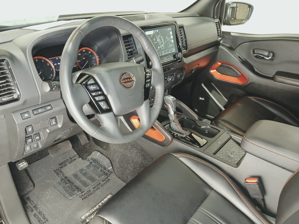 Used 2024 Nissan Frontier PRO-4X w/ Pro Premium Package AWD/4WD image 16