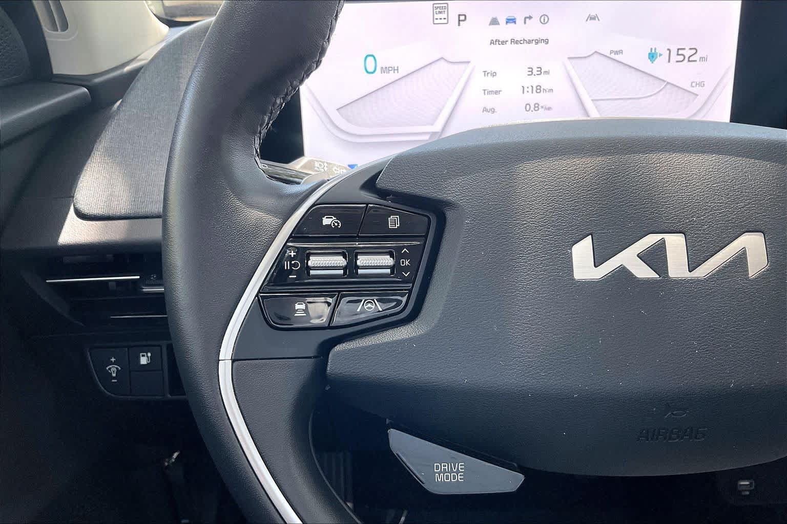 Used 2024 Kia EV6 Light AWD/4WD image 23