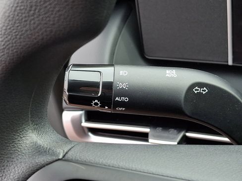 Certified 2025 Hyundai Tucson SEL AWD/4WD image 26