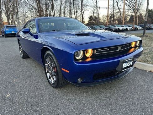 Certified 2018 Dodge Challenger GT w/ Technology Group image 2
