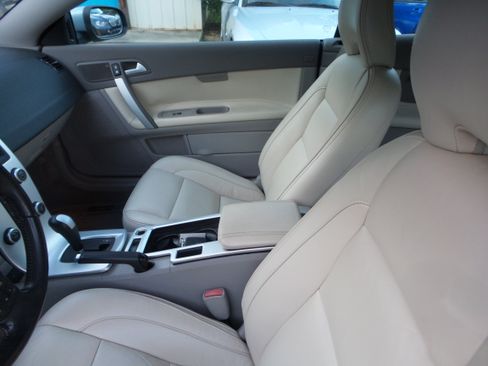 Used 2011 Volvo C70 T5 FWD image 8