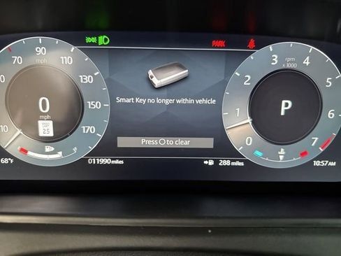 Used 2025 Land Rover Range Rover Velar Dynamic SE image 21