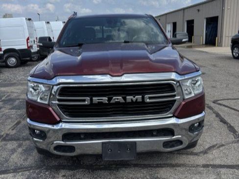 Used 2019 RAM 1500 Big Horn AWD/4WD image 3