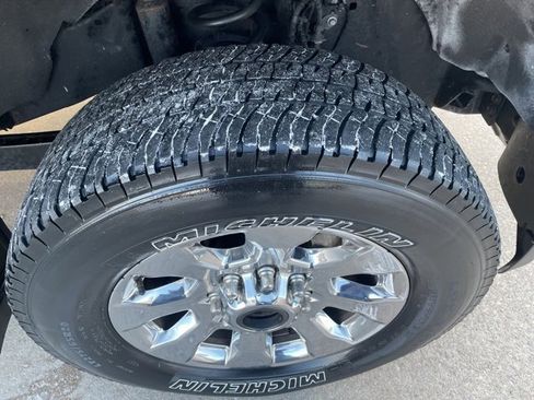 Used 2018 Ford F250 Lariat w/ Lariat Ultimate Package image 18