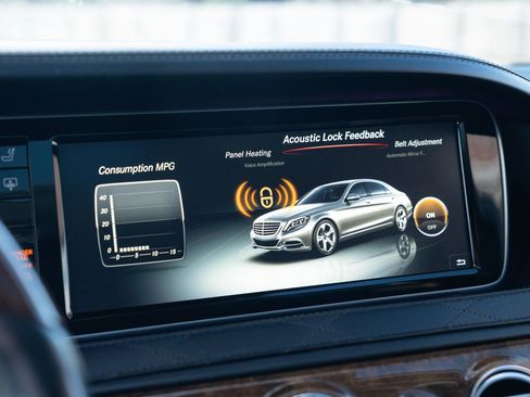 Used 2016 Mercedes-Benz Maybach S 600 image 41