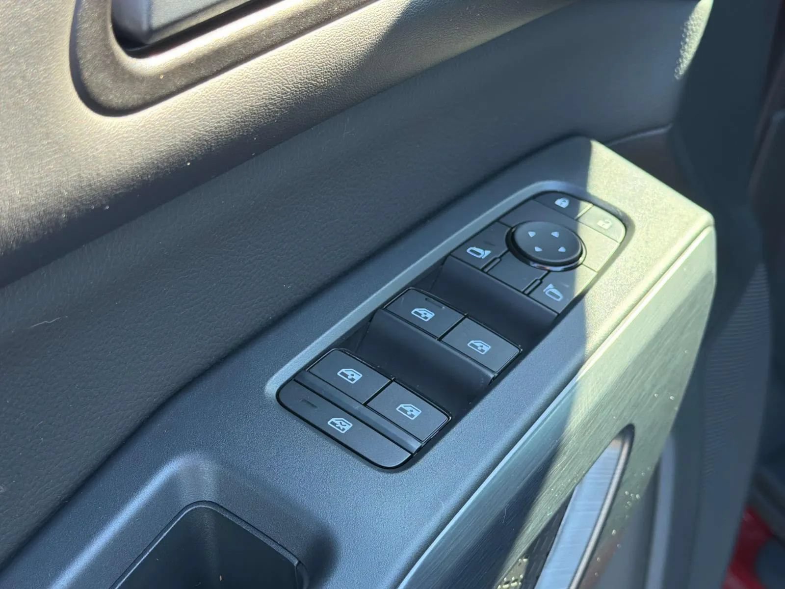 Used 2024 Nissan Pathfinder Rock Creek AWD/4WD image 24