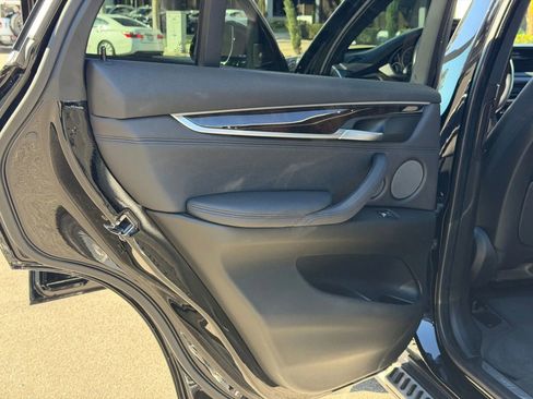 Used 2017 BMW X5 xDrive35i w/ Premium Package image 19