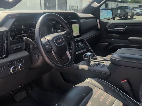 Used 2024 GMC Sierra 1500 AT4X w/ AT4X AEV Edition AWD/4WD image 5