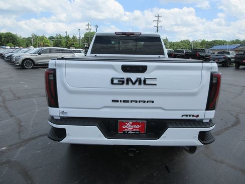 Certified 2026 GMC Sierra 2500 AT4 w/ AT4 Premium Plus Package AWD/4WD image 6