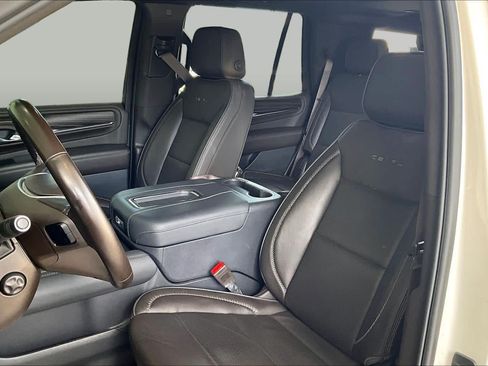 Used 2023 GMC Yukon Denali w/ Max Trailering Package AWD/4WD image 7