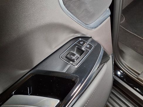 New 2026 Cadillac Escalade ESV Luxury image 14