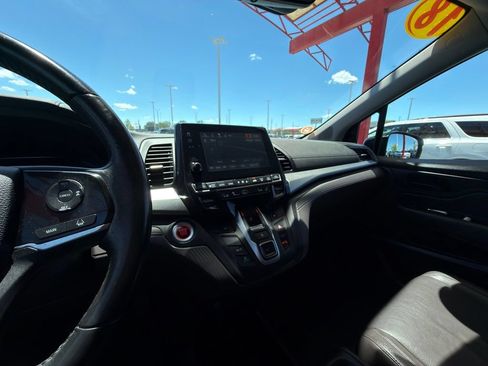 Used 2018 Honda Odyssey EX-L image 19