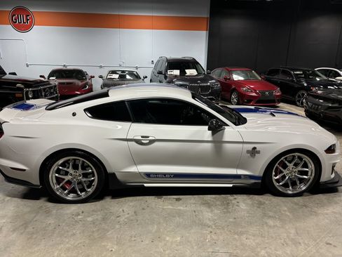 Used 2019 Ford Mustang GT Premium w/ GT Performance Package RWD image 13
