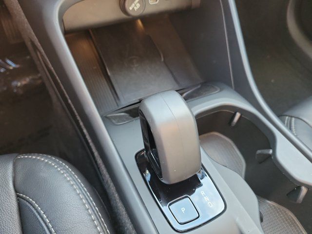 Used 2024 Volvo XC40 B5 Core w/ Protection Package Premier AWD/4WD image 28