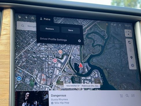 Used 2019 Tesla Model S 75D image 18