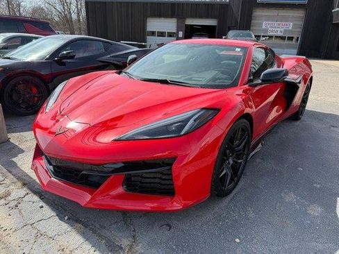 Used 2023 Chevrolet Corvette Z06 image 3