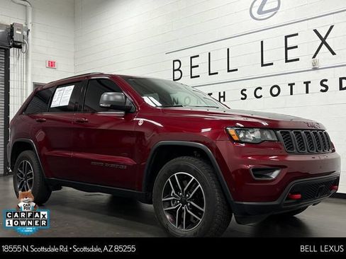 Used 2019 Jeep Grand Cherokee Trailhawk AWD/4WD image 1