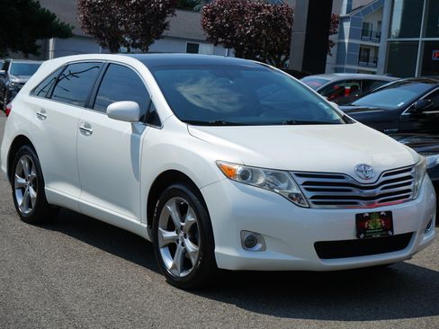 Used 2009 Toyota Venza AWD image 8