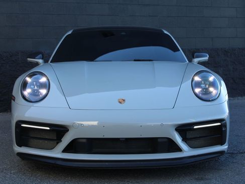 Used 2022 Porsche 911 Carrera S image 6