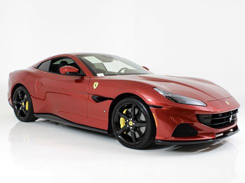 Certified 2023 Ferrari Portofino M RWD image 14