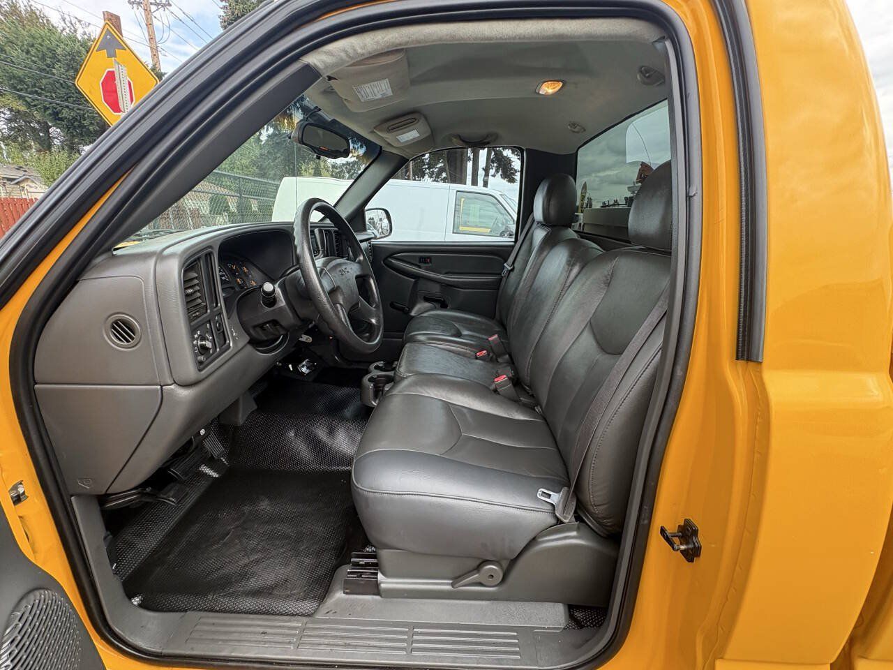 Used 2003 GMC Sierra 2500 W/T RWD image 15