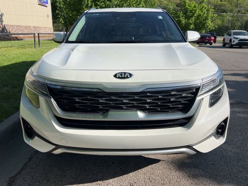 Used 2021 Kia Seltos S FWD image 2