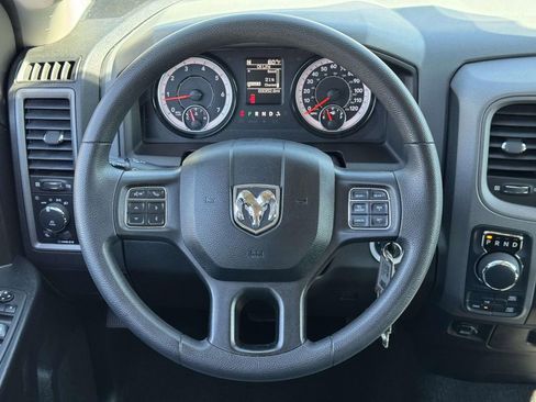 Used 2018 RAM 1500 Express w/ Express Value Package AWD/4WD image 12