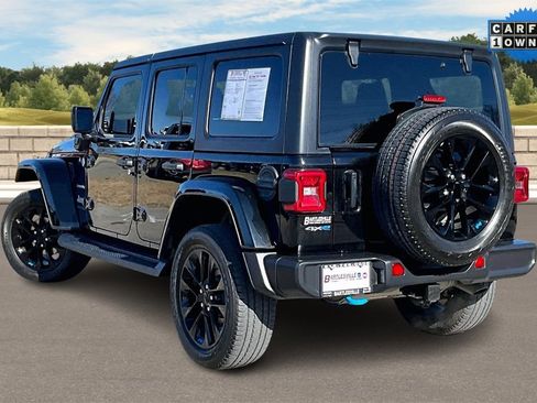 Used 2023 Jeep Wrangler Unlimited Sahara w/ Dual Top Group image 9