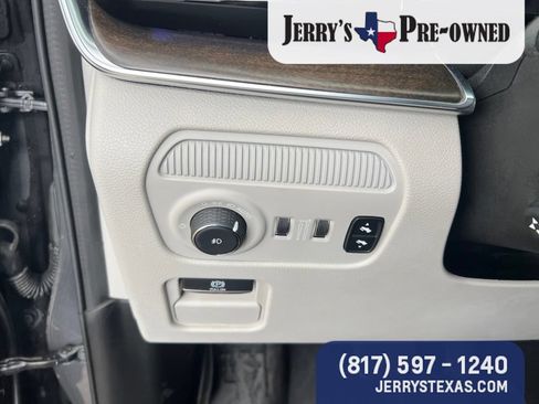 Used 2022 Jeep Grand Wagoneer Series I AWD/4WD image 15