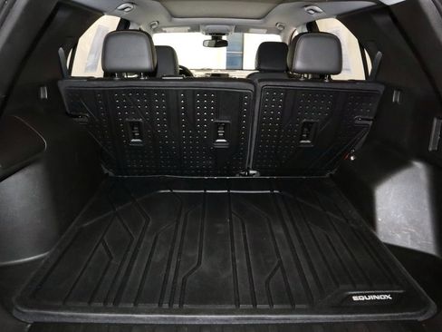 Used 2022 Chevrolet Equinox Premier AWD/4WD image 15