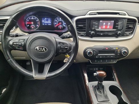 Used 2016 Kia Sorento EX FWD image 22