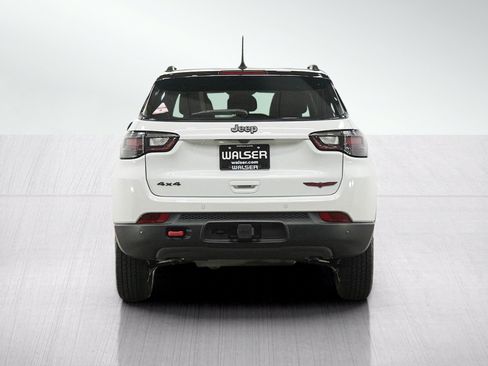 Used 2023 Jeep Compass Trailhawk w/ Trailhawk Elite Group AWD/4WD image 4