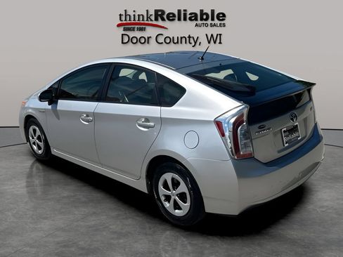 Used 2014 Toyota Prius Two FWD image 3