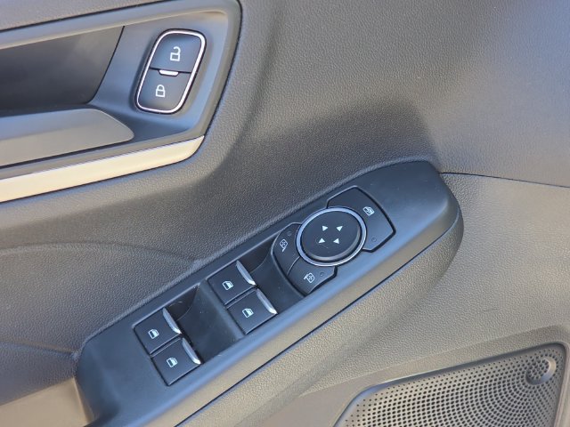 Used 2022 Ford Escape SE AWD/4WD image 18