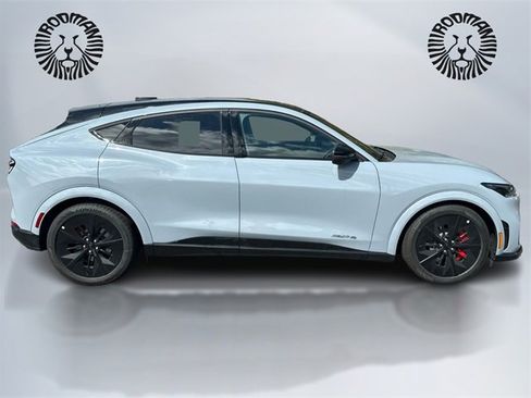 New 2025 Ford Mustang Mach-E GT image 4