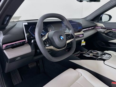 New 2027 BMW 530i xDrive AWD/4WD image 9