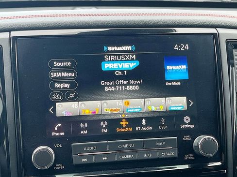 Used 2024 Nissan Titan PRO-4X w/ Pro-4x Convenience Package image 15