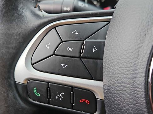 Used 2019 Jeep Compass Latitude w/ Popular Equipment Group image 23