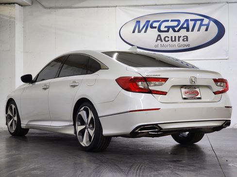 Used 2018 Honda Accord Touring image 9