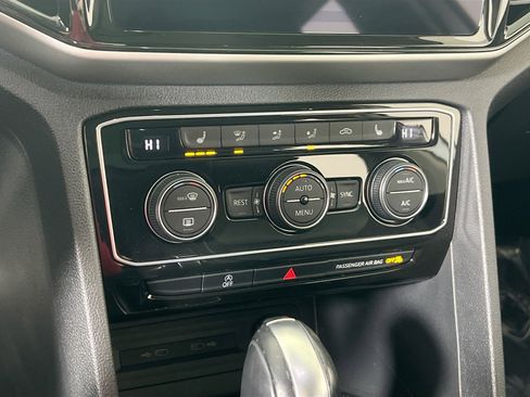 Used 2023 Volkswagen Atlas SEL R-Line image 15