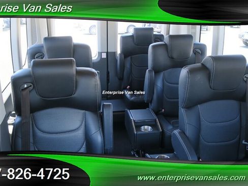 Used 2023 Ford Transit 350 XLT RWD image 13