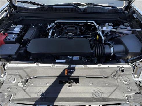 Used 2026 Chevrolet Colorado W/T w/ WT Custom Package RWD image 19