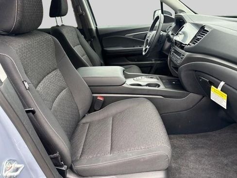 Certified 2025 Honda Ridgeline Sport image 19
