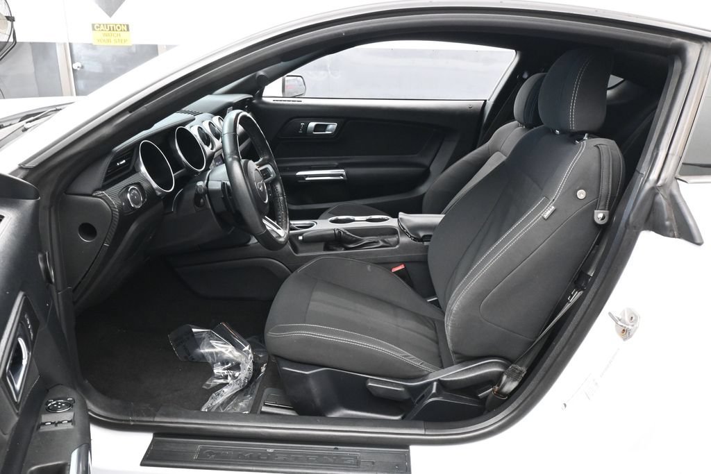Used 2019 Ford Mustang Coupe w/ Black Accent Package RWD image 11