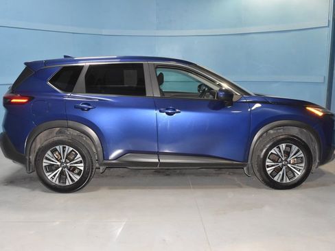 Used 2023 Nissan Rogue SV AWD/4WD image 21