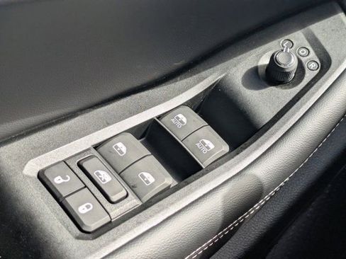 New 2025 Jeep Grand Cherokee L Limited w/ Black Appearance Package image 21