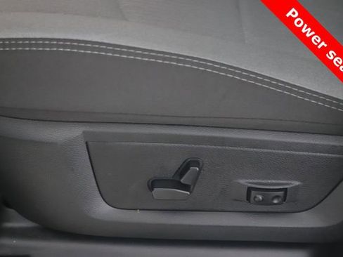 Used 2024 RAM 2500 Big Horn w/ Protection Group image 18