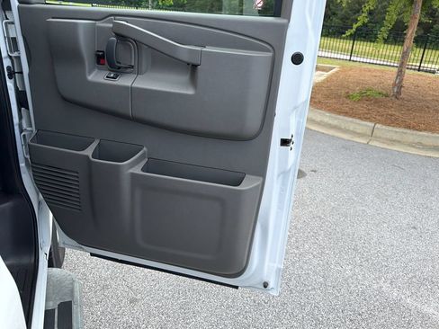 Used 2024 GMC Savana 2500 w/ Driver Convenience Package RWD image 14