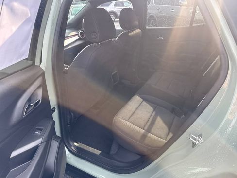 Used 2024 Chevrolet Trax RS w/ Driver Confidence Package FWD image 14