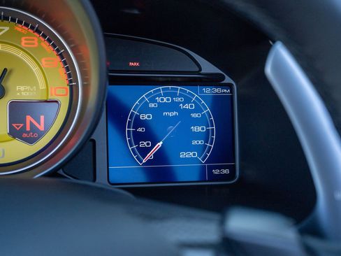 Certified 2019 Ferrari Portofino image 41